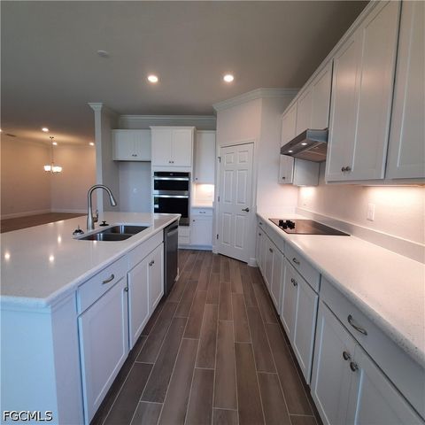 4102 NW 26th ST, Cape Coral, FL 33993