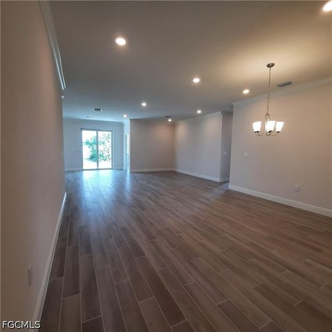 4102 NW 26th ST, Cape Coral, FL 33993