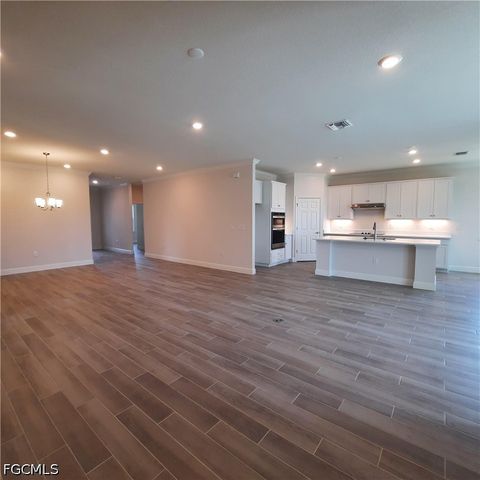 4102 NW 26th ST, Cape Coral, FL 33993