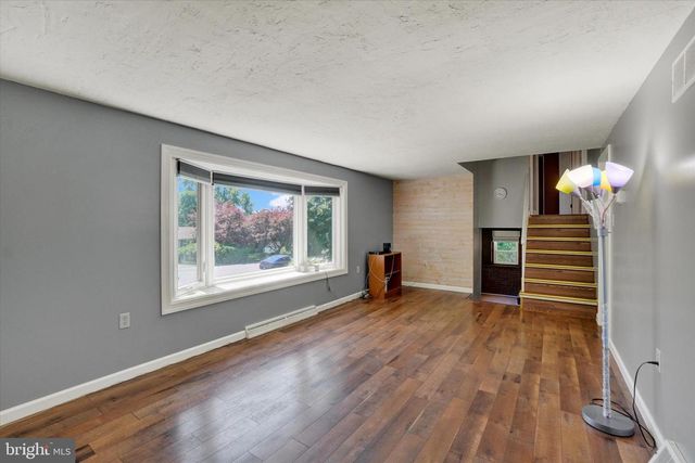 259 NOLLYN DR, Dallastown, PA 17313
