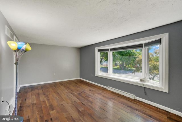 259 NOLLYN DR, Dallastown, PA 17313