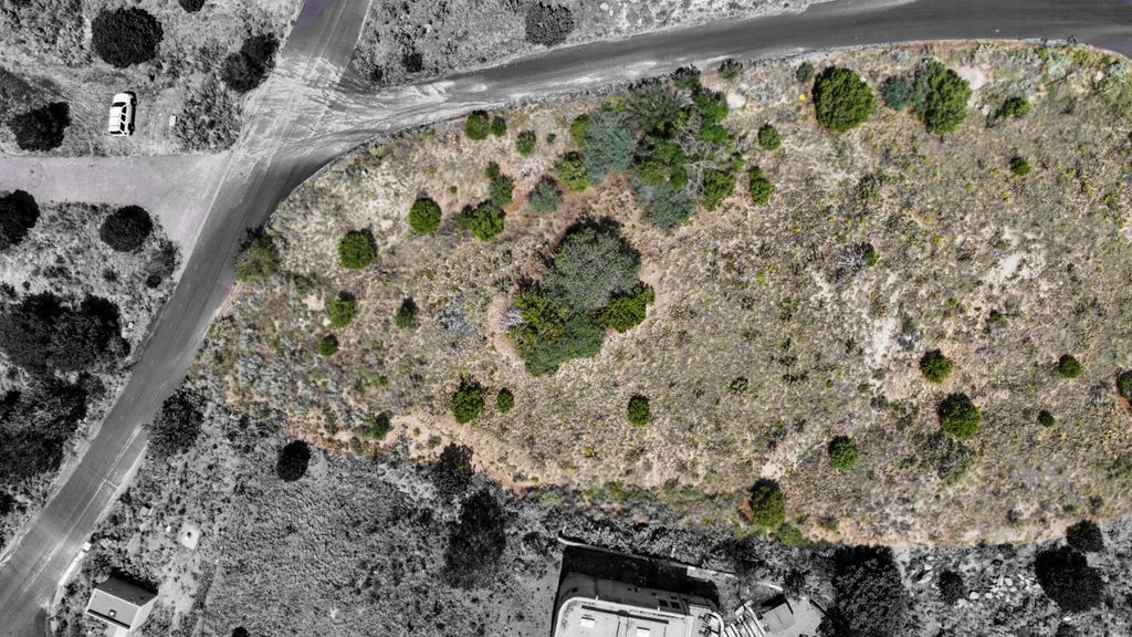 15 La Cueva Trail NE, Albuquerque, NM 87122