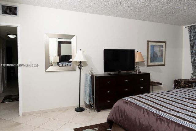 3725 S Ocean Dr 508, Hollywood, FL 33019