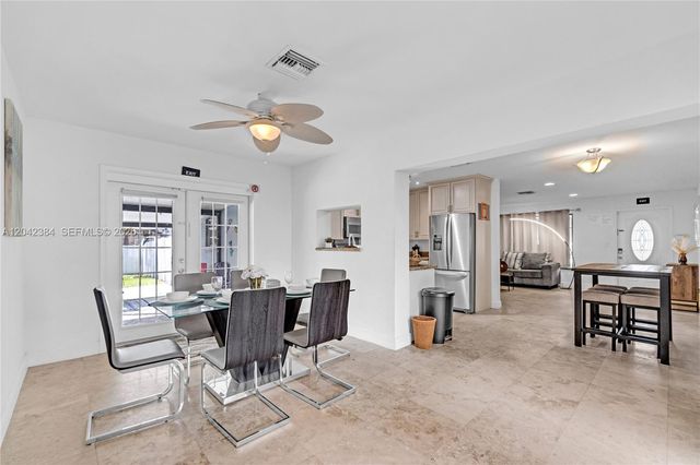 3338 Taft St, Hollywood, FL 33021