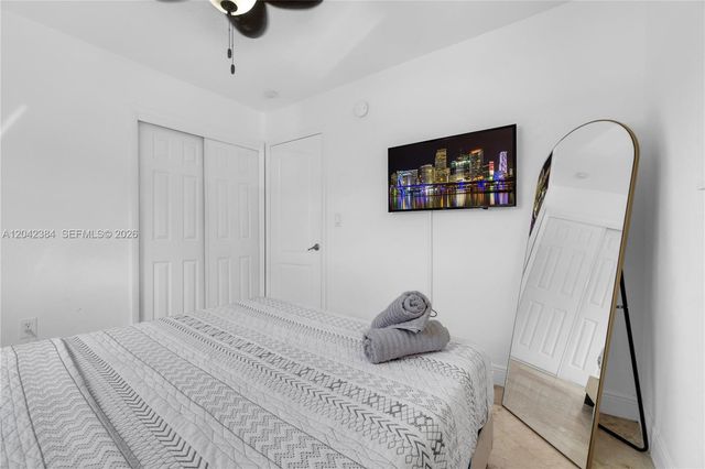 3338 Taft St, Hollywood, FL 33021