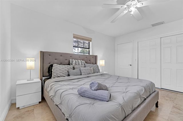 3338 Taft St, Hollywood, FL 33021