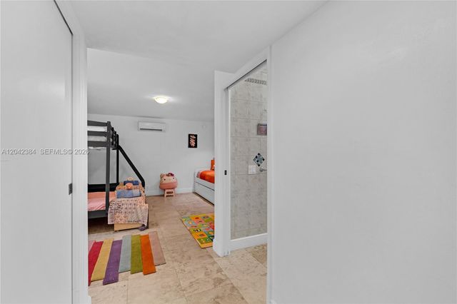 3338 Taft St, Hollywood, FL 33021