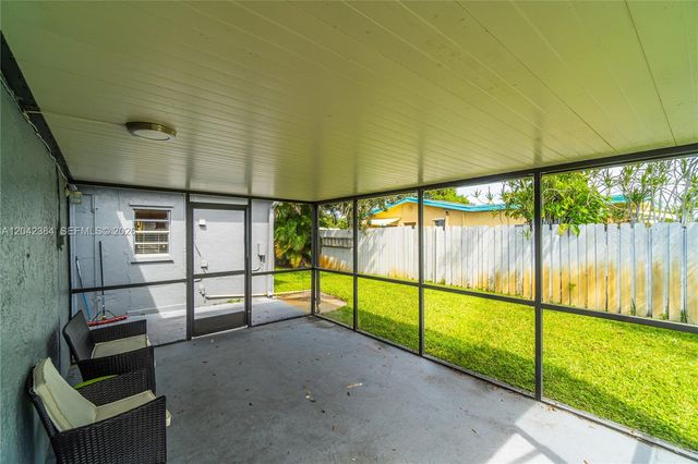 3338 Taft St, Hollywood, FL 33021