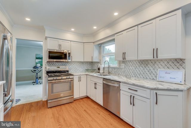 507 PERRY DR, Mt Laurel, NJ 08054