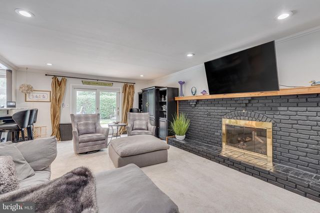 507 PERRY DR, Mt Laurel, NJ 08054