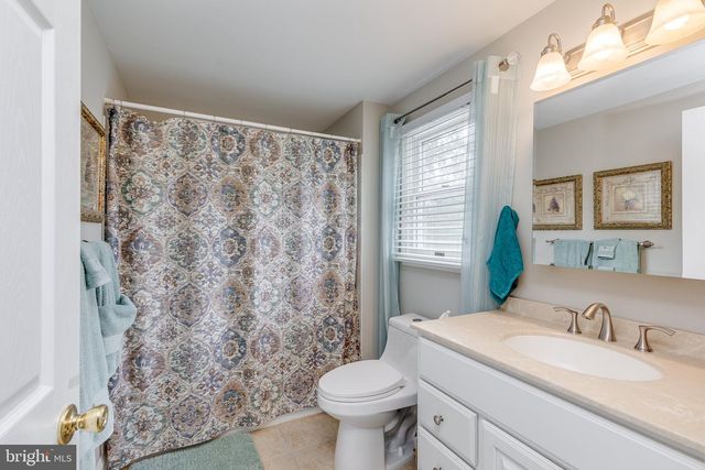 507 PERRY DR, Mt Laurel, NJ 08054