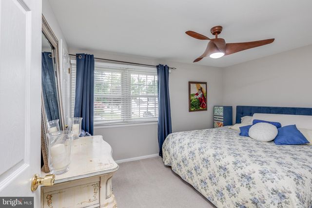 507 PERRY DR, Mt Laurel, NJ 08054