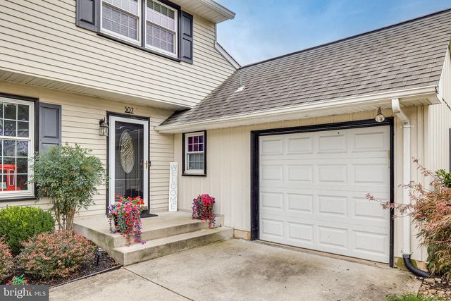 507 PERRY DR, Mt Laurel, NJ 08054