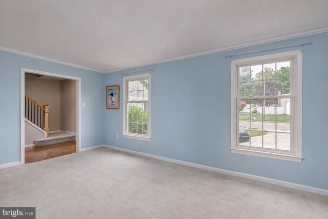 507 PERRY DR, Mt Laurel, NJ 08054
