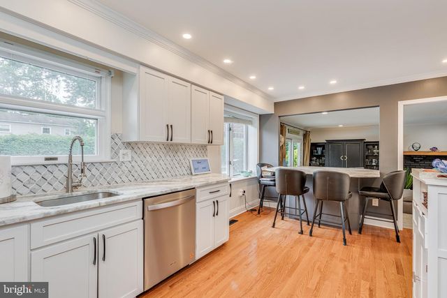507 PERRY DR, Mt Laurel, NJ 08054