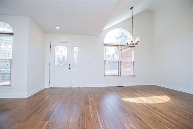 108 Hunter Way, Carrollton, GA 30116