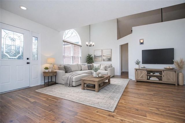 108 Hunter Way, Carrollton, GA 30116