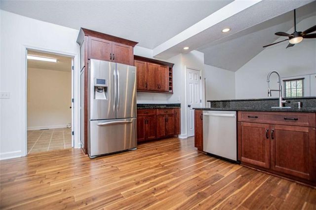 108 Hunter Way, Carrollton, GA 30116