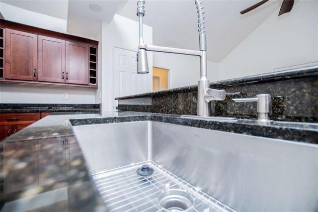 108 Hunter Way, Carrollton, GA 30116