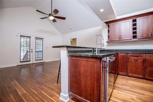 108 Hunter Way, Carrollton, GA 30116