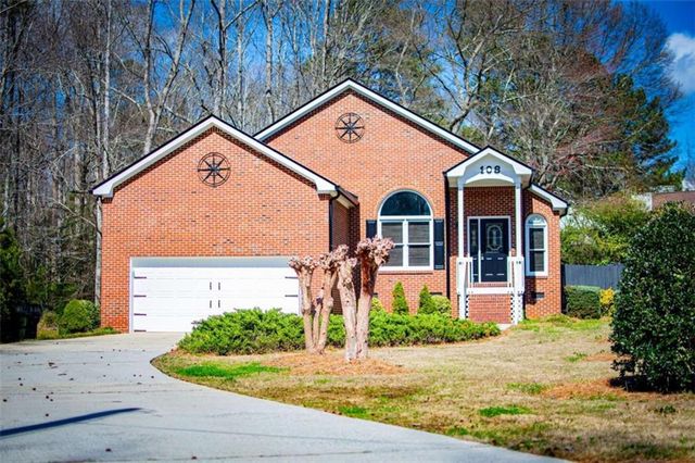 108 Hunter Way, Carrollton, GA 30116