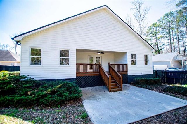 108 Hunter Way, Carrollton, GA 30116