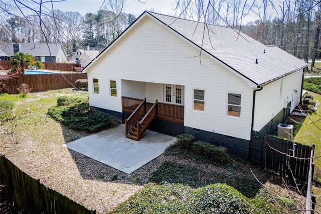 108 Hunter Way, Carrollton, GA 30116