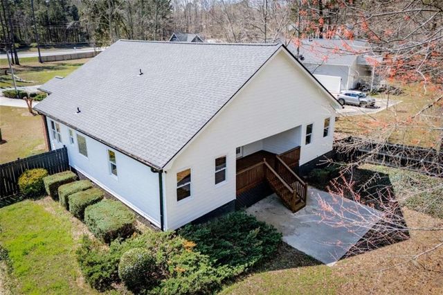 108 Hunter Way, Carrollton, GA 30116