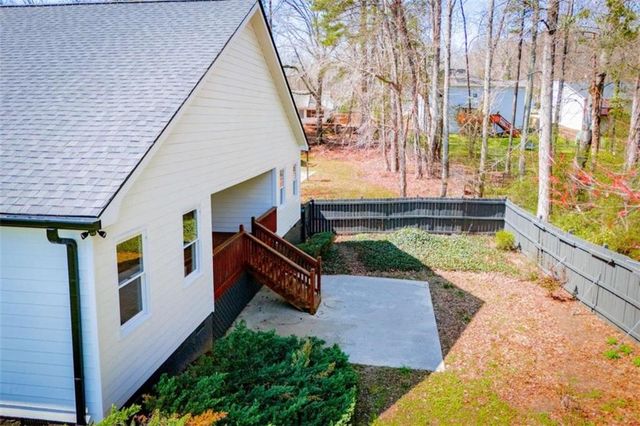 108 Hunter Way, Carrollton, GA 30116