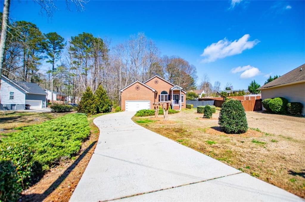 108 Hunter Way, Carrollton, GA 30116