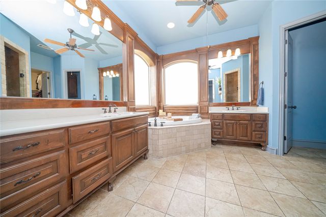 7913 Forest View Court, North Richland Hills, TX 76182