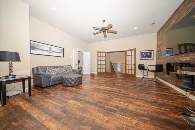 7913 Forest View Court, North Richland Hills, TX 76182