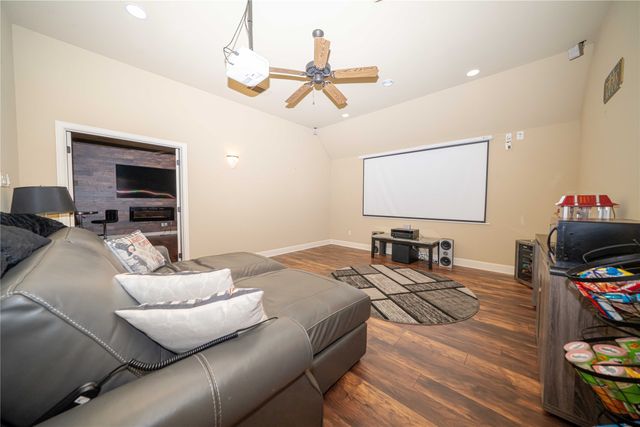 7913 Forest View Court, North Richland Hills, TX 76182