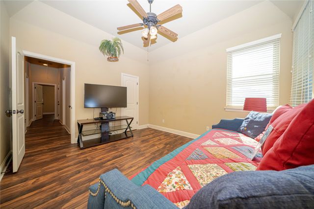 7913 Forest View Court, North Richland Hills, TX 76182