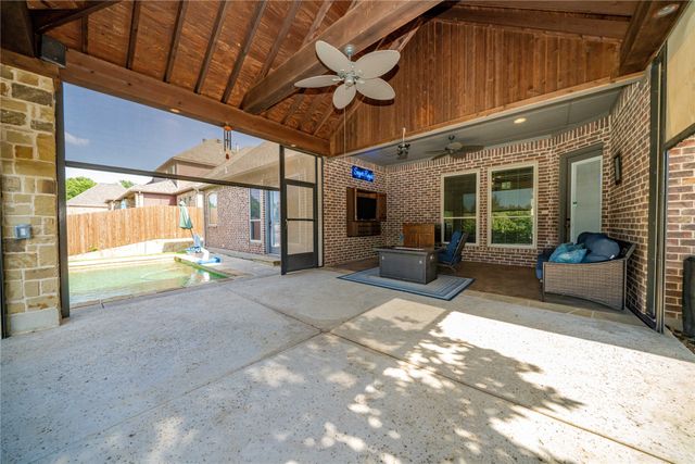 7913 Forest View Court, North Richland Hills, TX 76182