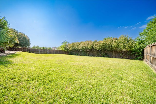 7913 Forest View Court, North Richland Hills, TX 76182
