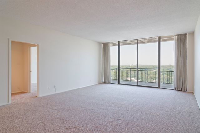 6335 W Northwest Highway 913, Dallas, TX 75225