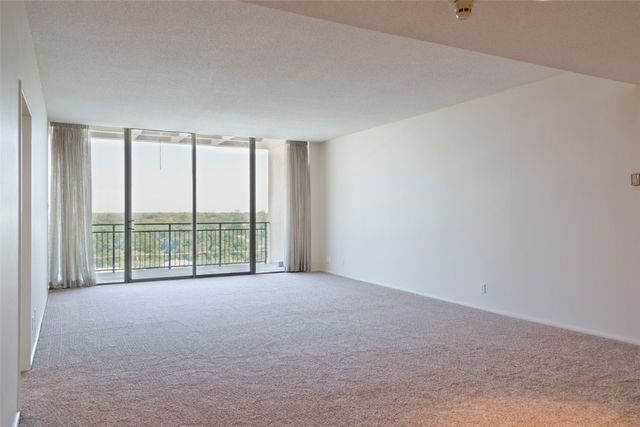 6335 W Northwest Highway 913, Dallas, TX 75225