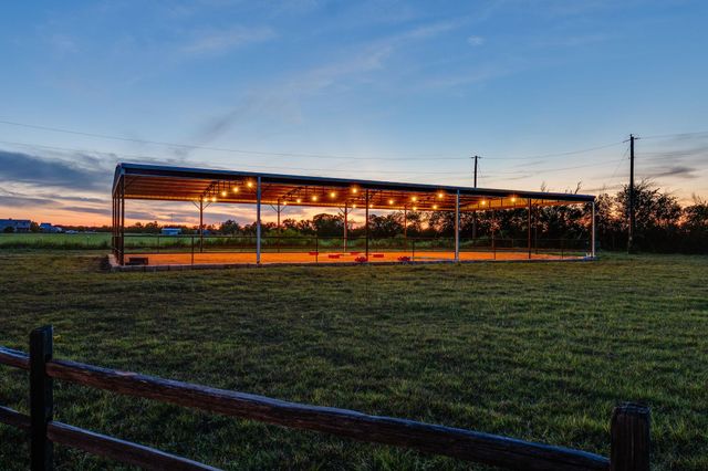 901 County Road 250, Georgetown, TX 78633