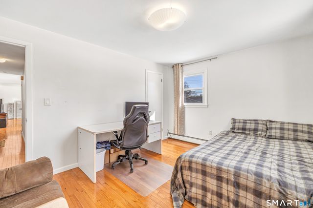 39 Zephyr Road, Trumbull, CT 06611