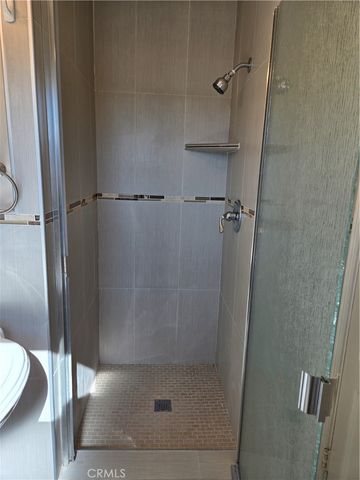 10939 1/2 Moorpark, Toluca Lake, CA 91602
