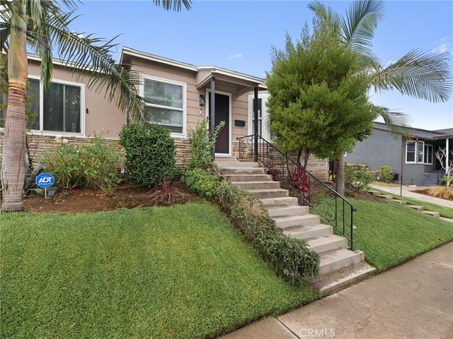 2300 W Century Boulevard, Inglewood, CA 90303
