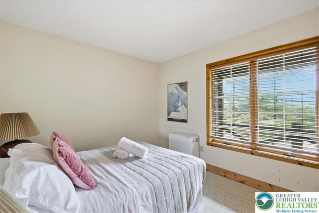 128 Short Hill Road, Kidder Twp, PA 18624