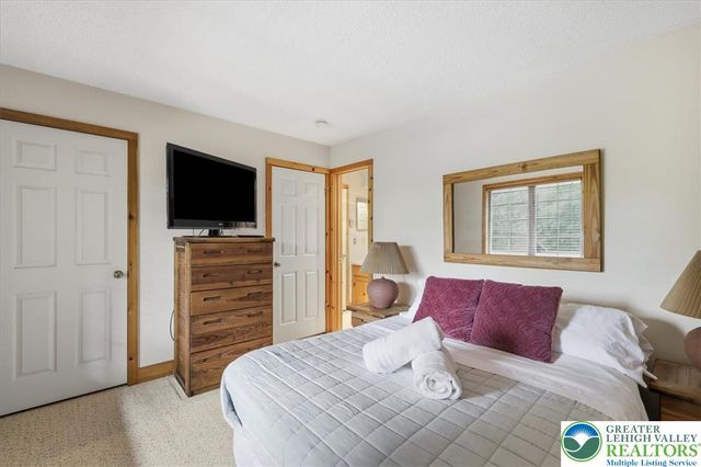 128 Short Hill Road, Kidder Twp, PA 18624