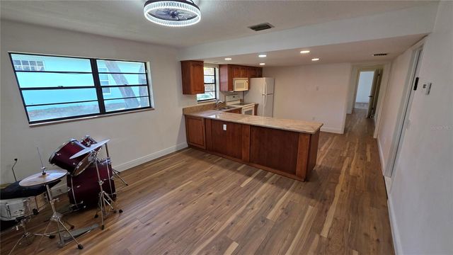 2890 ARMADILLO DRIVE, Palm Harbor, FL 34683