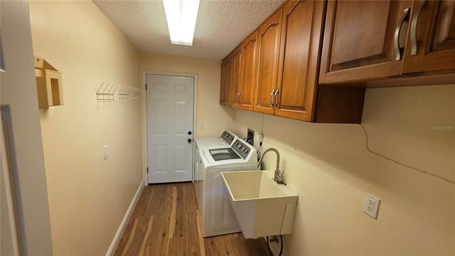 2890 ARMADILLO DRIVE, Palm Harbor, FL 34683