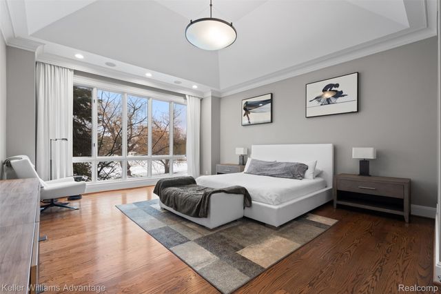 2951 Turtle Pond Court, Bloomfield Charter Township, MI 48302