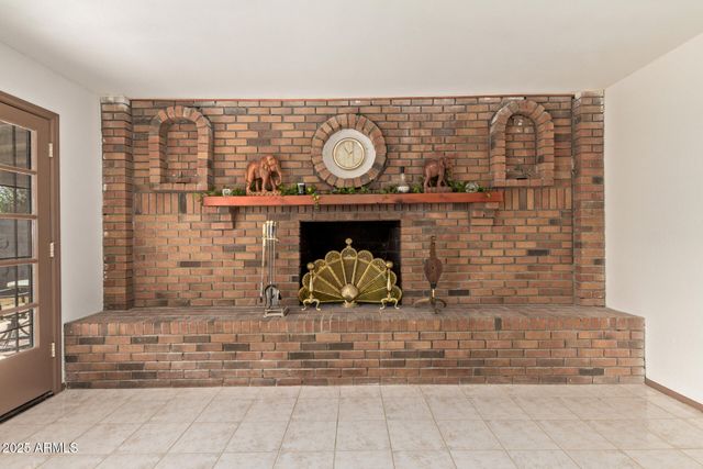 7609 W CHEERY LYNN Road, Phoenix, AZ 85033