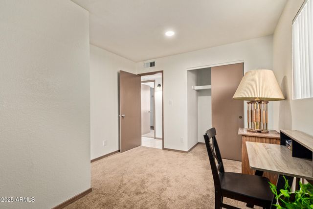 7609 W CHEERY LYNN Road, Phoenix, AZ 85033