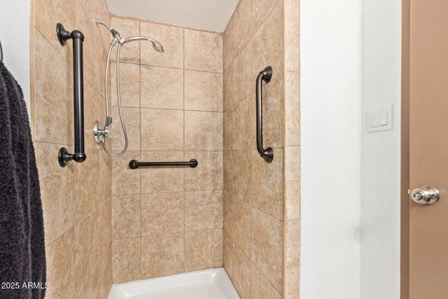 7609 W CHEERY LYNN Road, Phoenix, AZ 85033